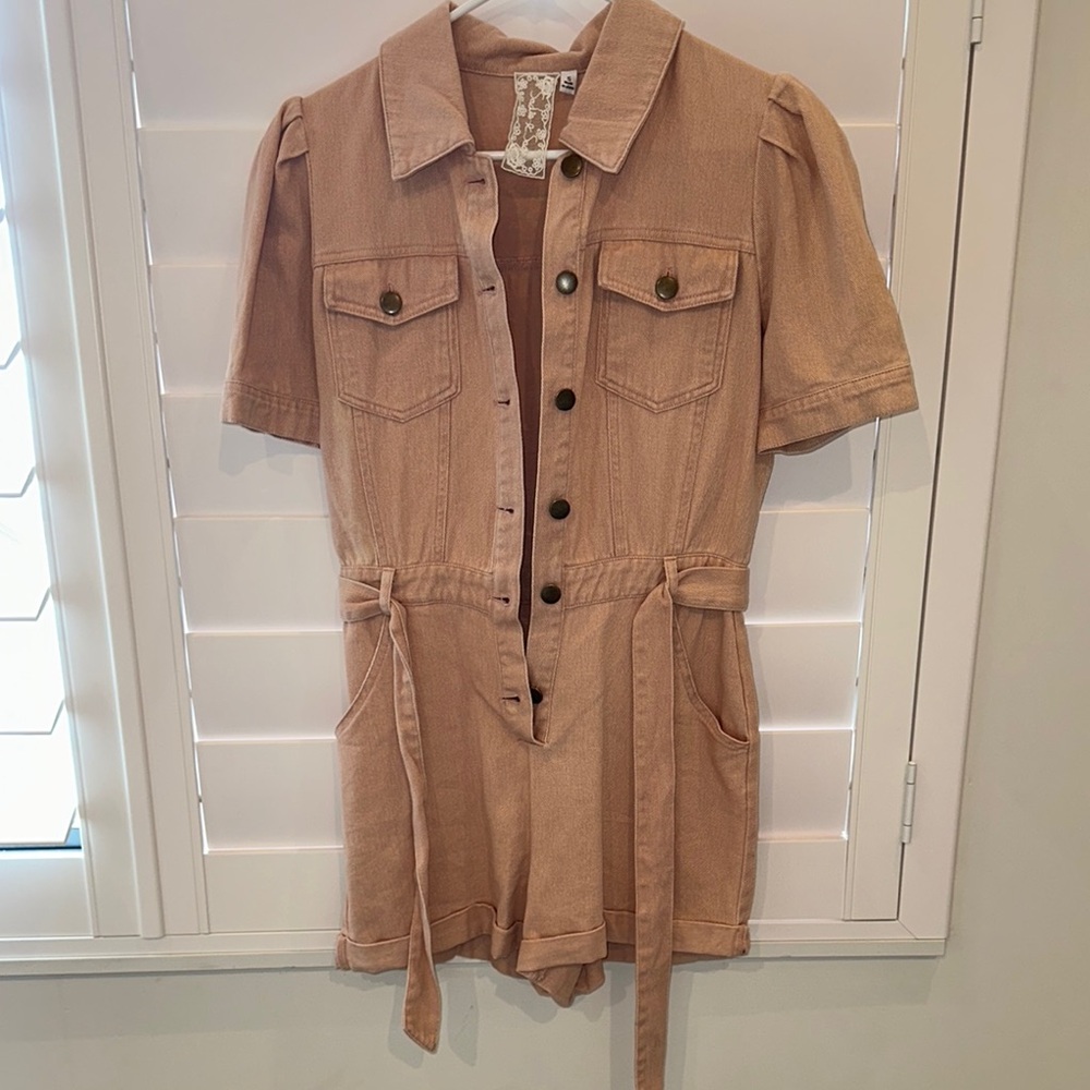 Sadie & Sage Dusty Pink Short-Sleeve Jumpsuit
